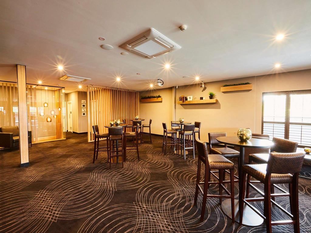 Hotel Mornington Hotel