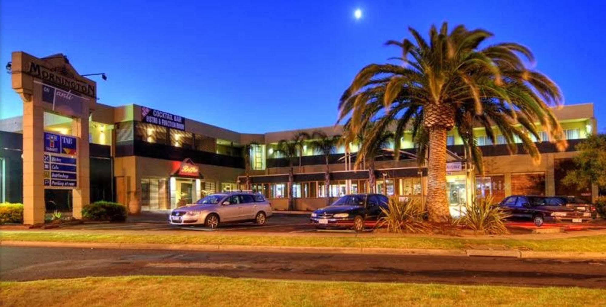 Mornington Hotel 4*